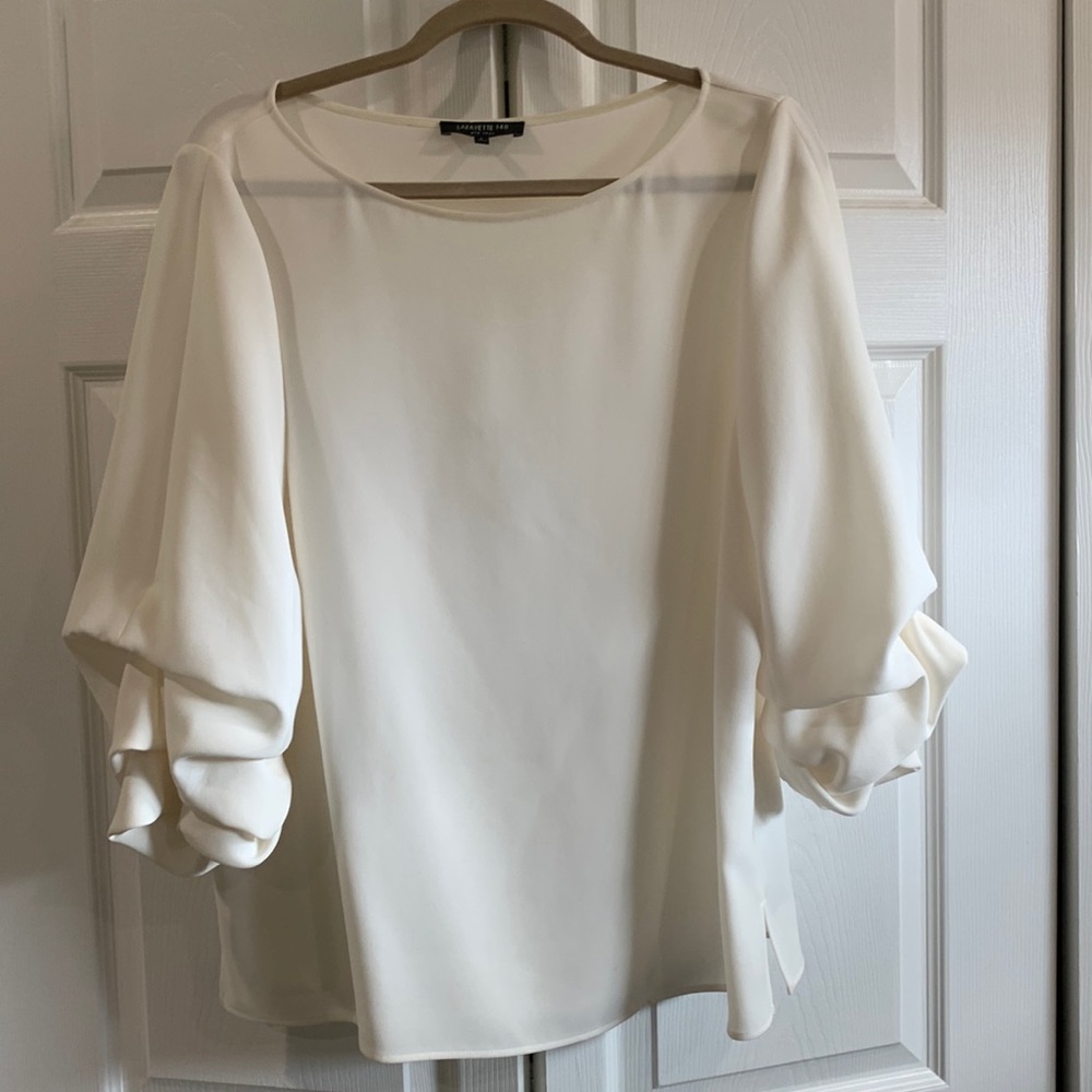 Beautiful Lafayette 148 Blouse